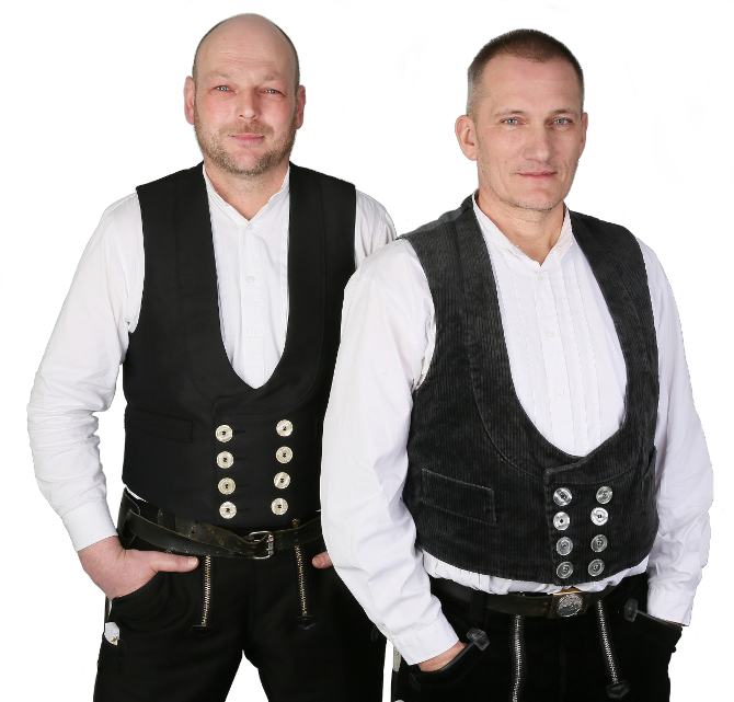 Zimmermann Jens Suchland und Dachdecker Stephan Pöhl